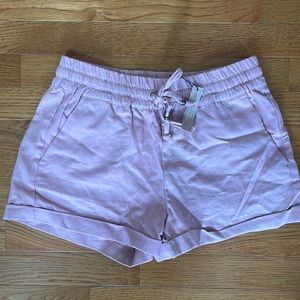 Linen shorts